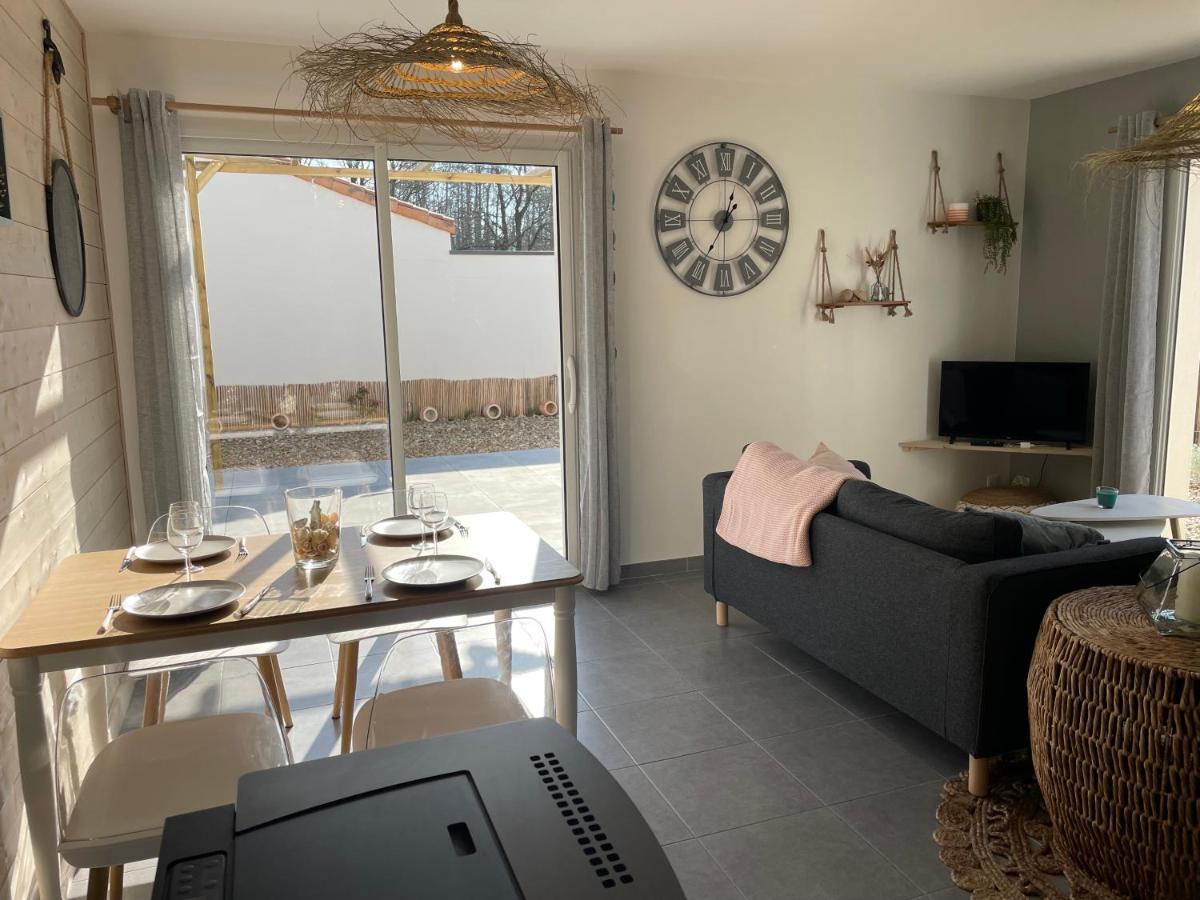 Maison Au Calme Pres Des Plages Poiroux Exteriör bild